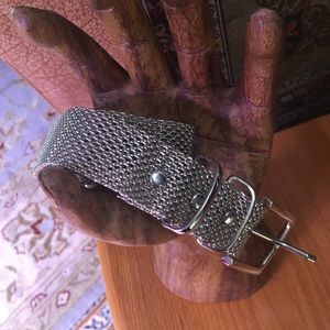 Chain link silver ladies belt